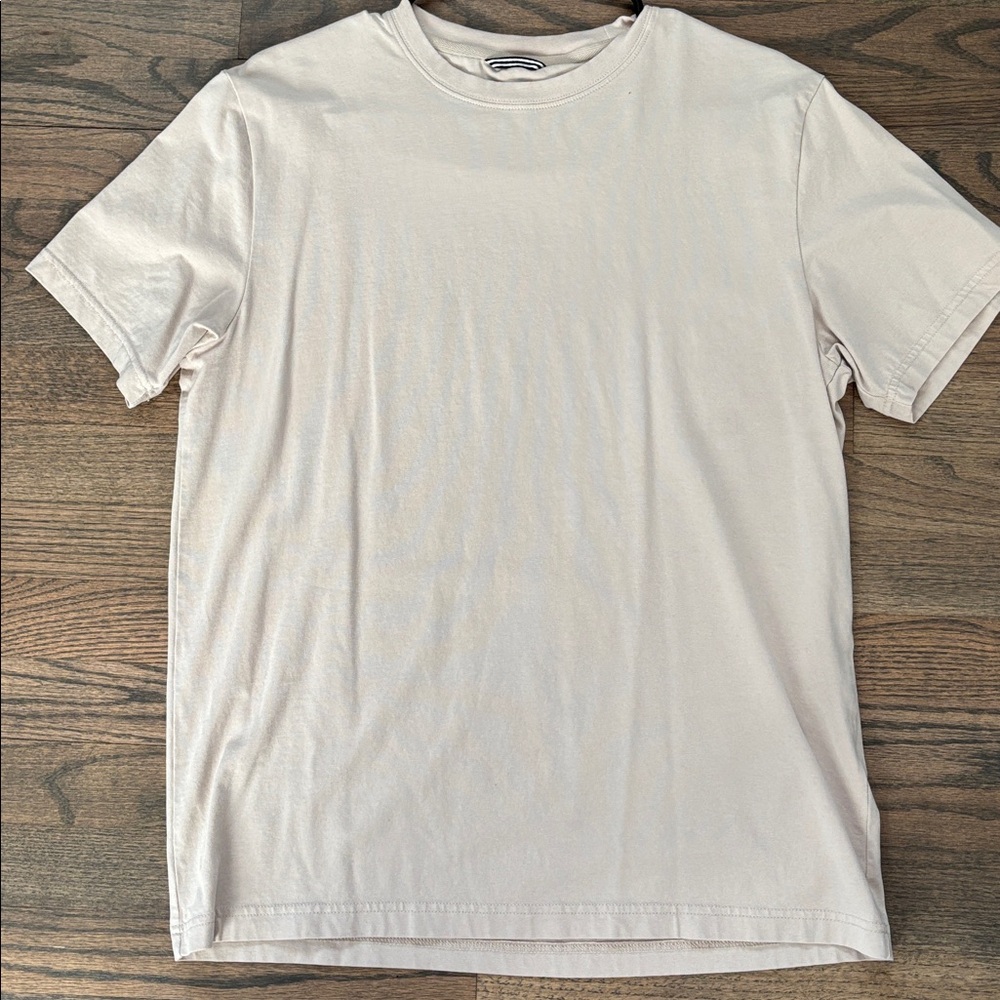 Men's Beige Short Sleeve performance tee - Picture 3 of 8